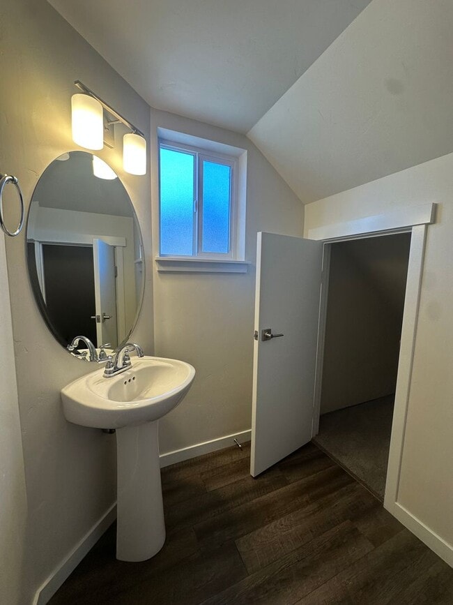 Photo - Like new construction near St. Charles!  W/S/G included!