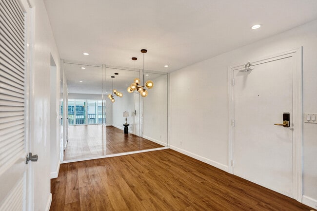 Photo - 6289 Bay Club Dr