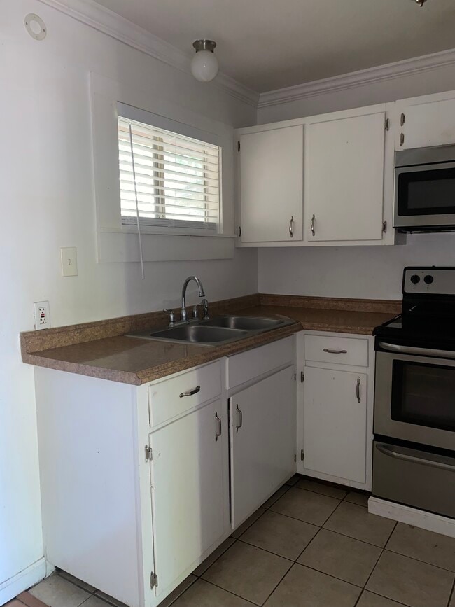 Photo - 412 Cedar Grove Ave