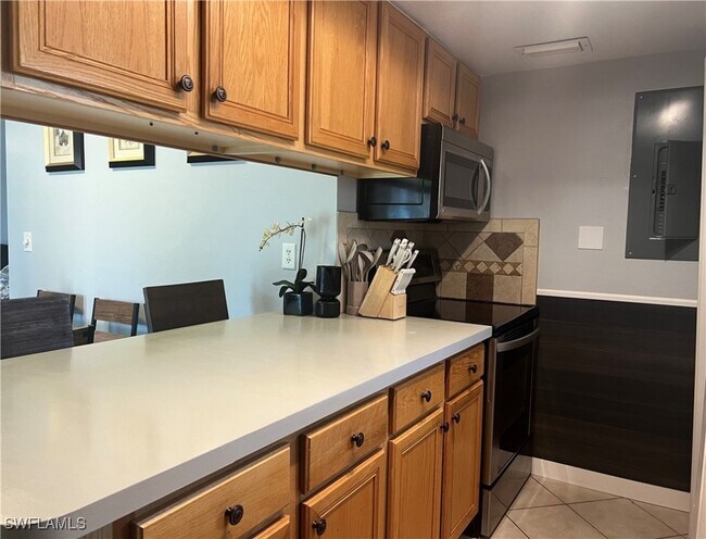 Building Photo - 3372 Alouette Cir Unit 1
