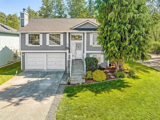 Building Photo - 13701 SE 275th Pl