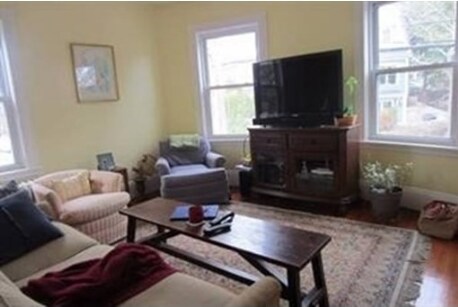 Photo - 215 Cypress St