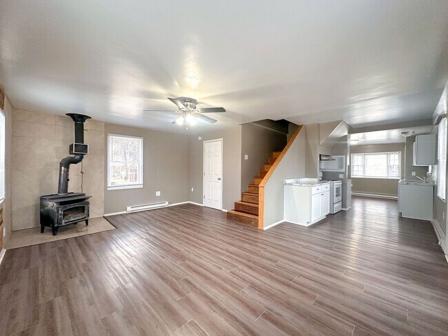 Photo - 3 bedroom 2 bath