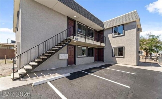 Building Photo - 308 Eastminister Ct Unit E