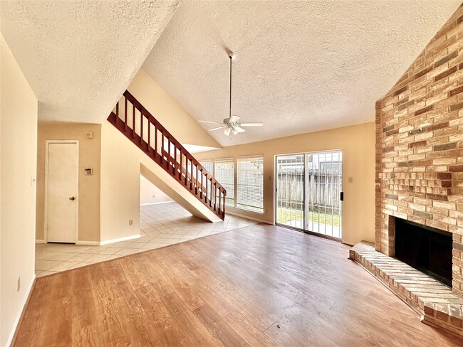 Photo - 6437 Chatham Island Ln