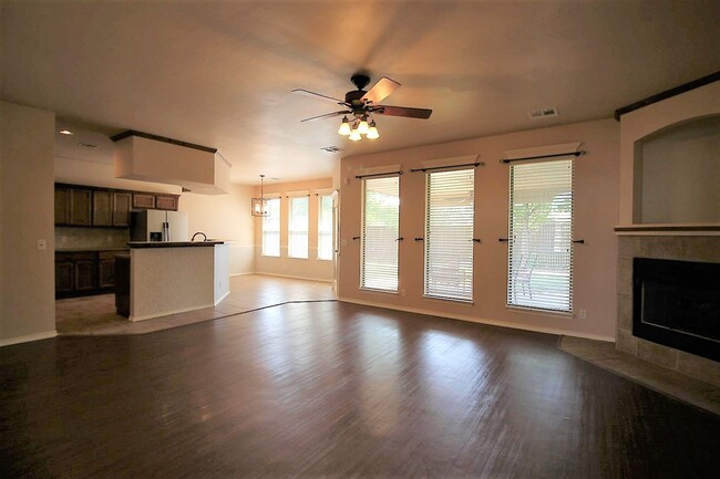 Photo - Beautiful 4 Bed 2 Bath in Edmond