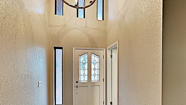 Photo - Beautiful 4 Bedroom 2 Bath in Edmond