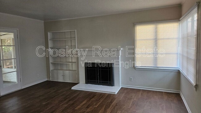 Photo - 30 W 17th St