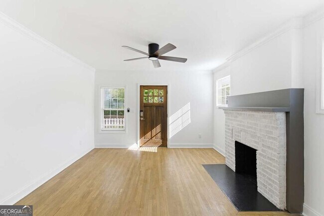 Photo - 1107 Hardee St NE