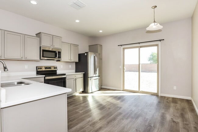 Photo - 4845 S 243rd Dr