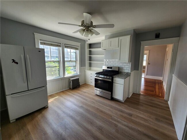 Photo - 58 7th St Unit 2