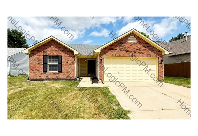 Building Photo - BROWNSBURG 3 BEDROOM/2 BATH HOME AVAILABLE NOW!