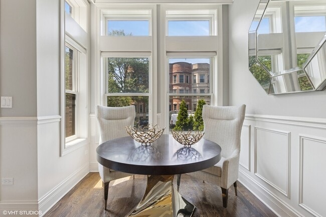 Photo - 4351 S Lake Park Ave