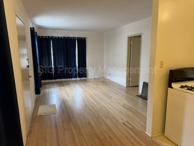 Photo - 2341 Florencita Dr W