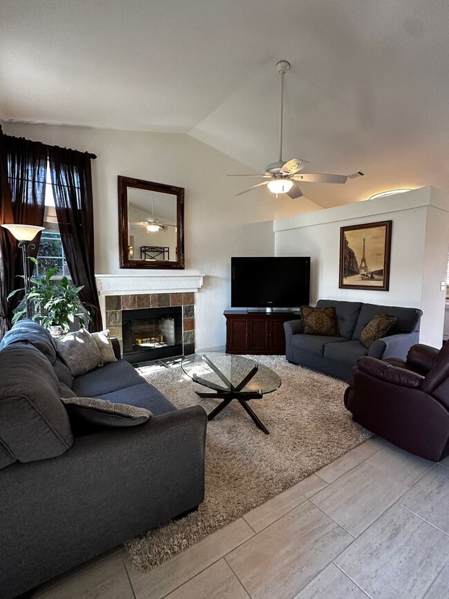 Photo - 2 Bedroom Ready For You!