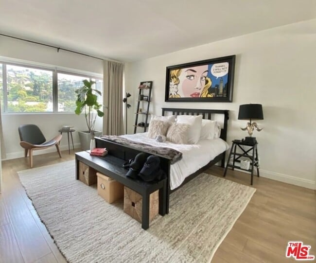 Photo - 999 N Doheny Dr Unit 904