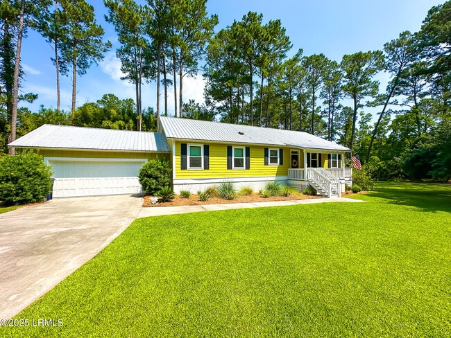 Building Photo - 29 Downing Dr Rental