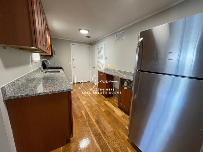 Photo - 23 Roughan St Unit 1