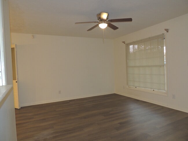 Photo - 1113 Strickland Bridge Rd