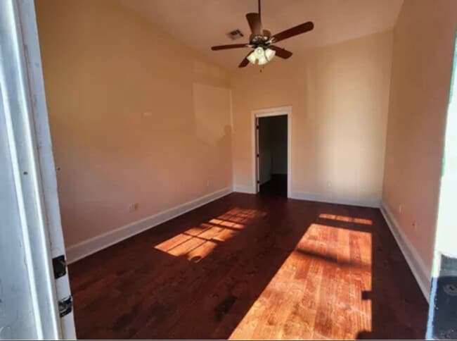 Photo - 2921 Annunciation St