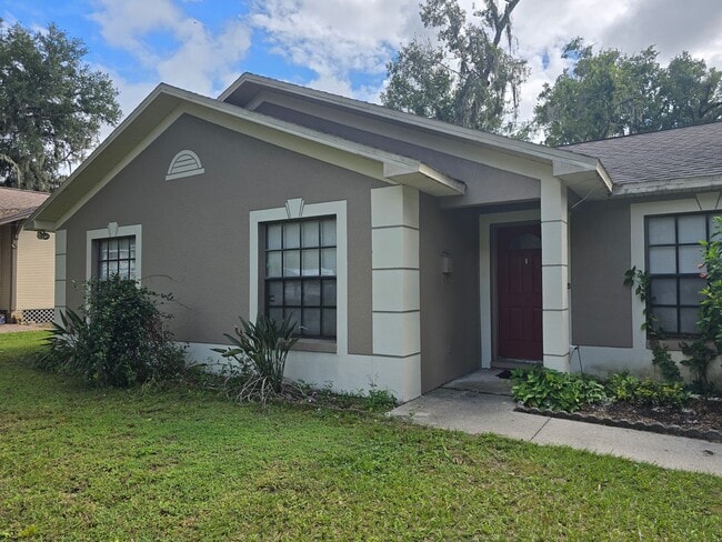 Photo - three bedroom 2 bath with garage