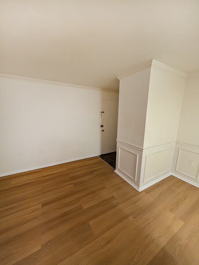 Photo - 11402 Cherry Hill Rd