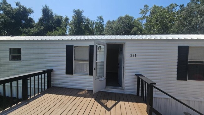 Photo - 231 Lakeview Ct