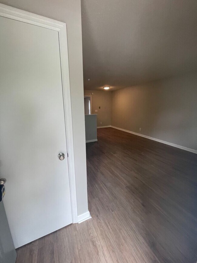 307 & 311 W. Birch