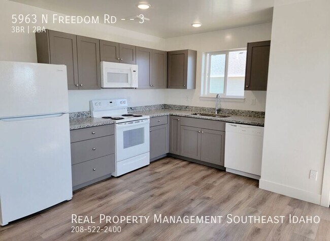 Photo - 5963 N Freedom Rd Unit 3