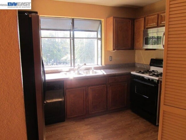 Photo - 3580 Birchwood Terrace Unit 204
