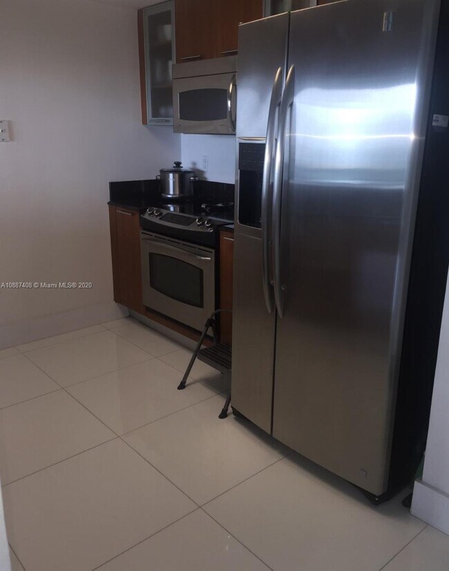 Photo - 1800 N Bayshore Dr Unit 10