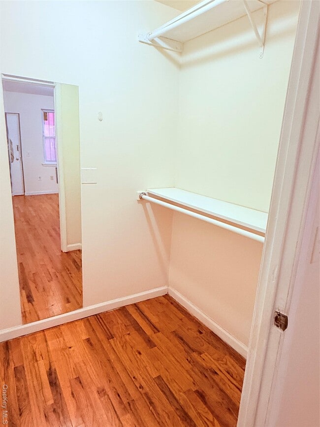 Photo - 461 E 181st St Unit 1