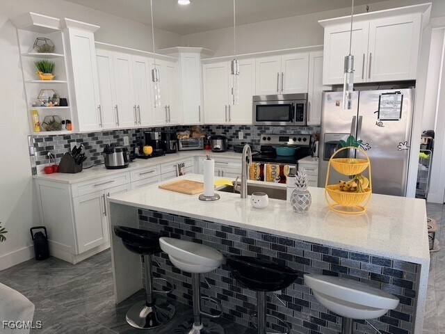 Photo - 423 Kismet Pkwy E