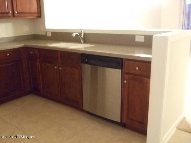 Photo - 7002 Roundleaf Dr