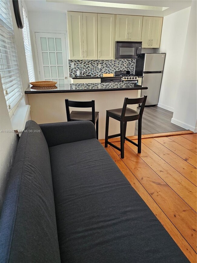 Photo - 622 15th St Unit 3