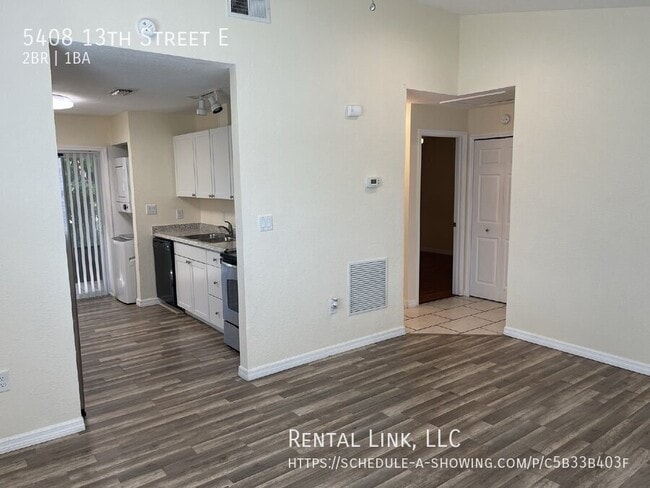 Photo - 5408 13th St E