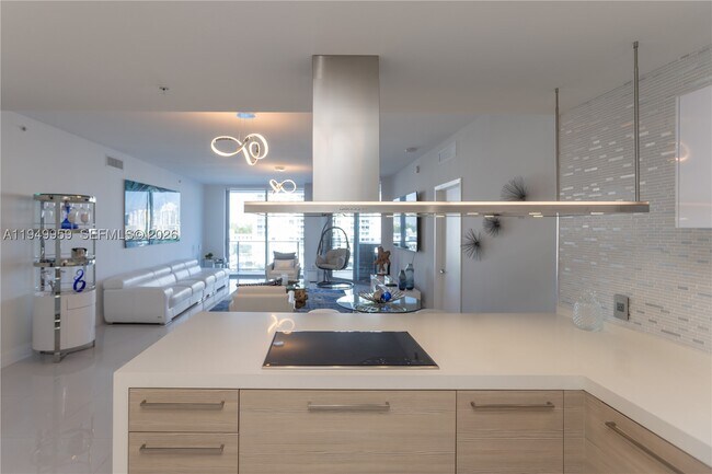 17111 Biscayne Blvd Unit 505