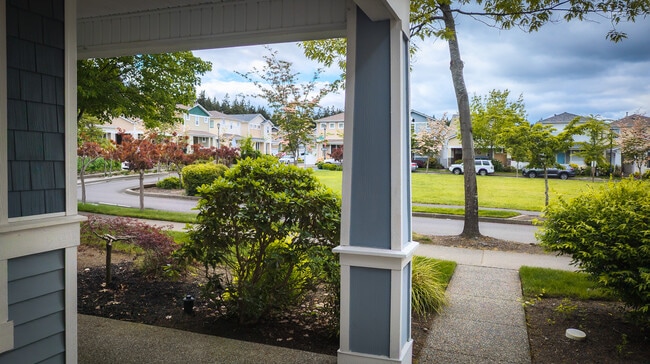 Photo - 7609 Rushmore Way NE