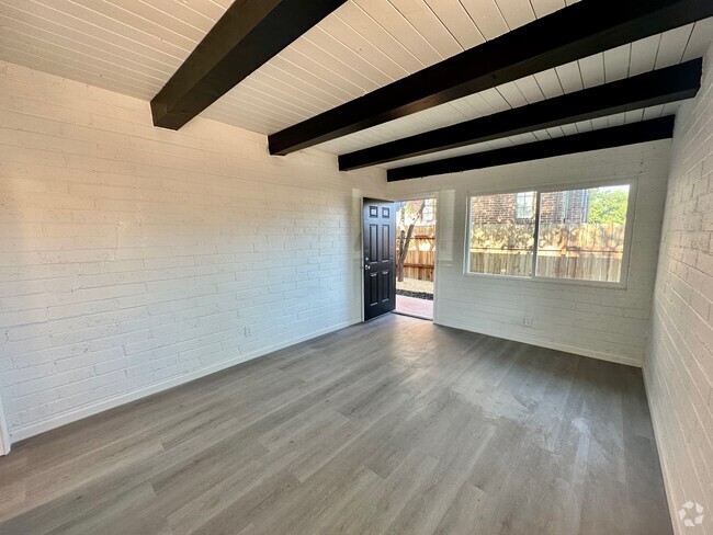 Building Photo - 345 E Taylor St Unit 4 Rental