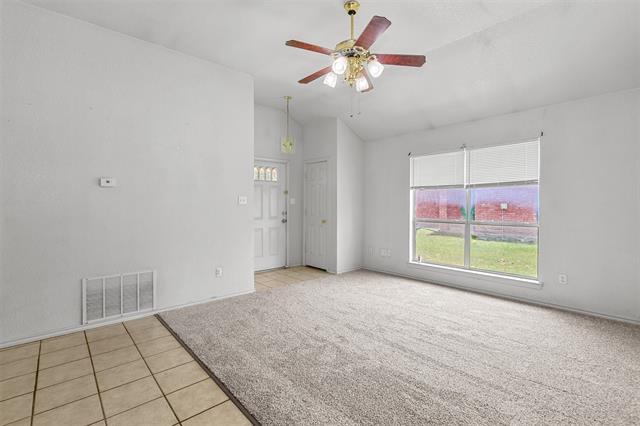 Photo - 210 Joshua Blvd