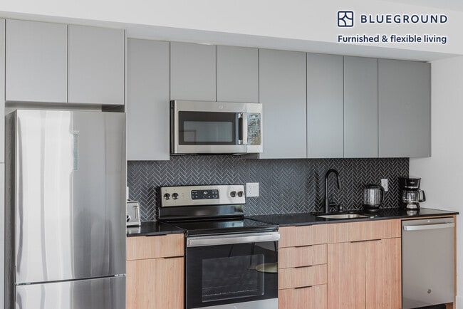 Photo - 622 Rainier Ave S Unit FL7-ID792