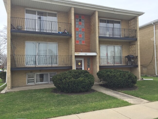 Photo - 5901 W 79th St House