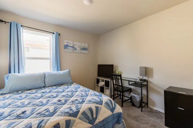 Photo - 8234 Glasgow Dr