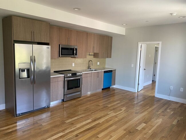 Photo - 1642 Cambridge St Unidad B