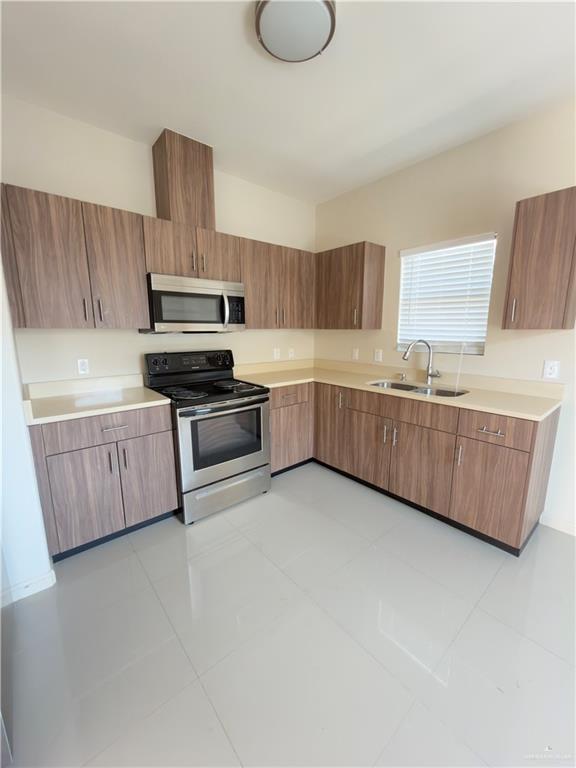 15 Sabercat Ave Unit 4