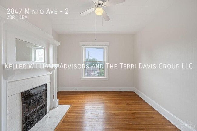 Photo - 2847 Minto Ave