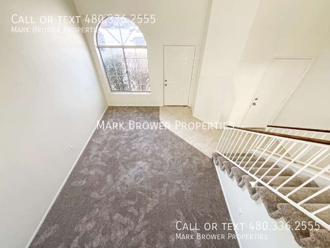 Photo - 5262 W Fairview St