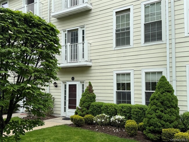 Photo - 31 Greenridge Ave Unit 1C