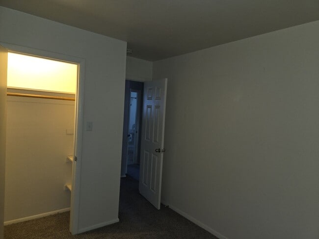 Photo - Unfurnished two bedroom apartment Unit 3