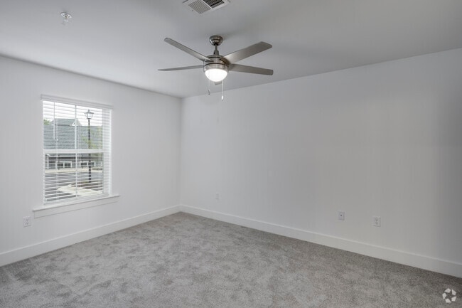 2BR, 2BA - 1,077SF - Primary Bedroom